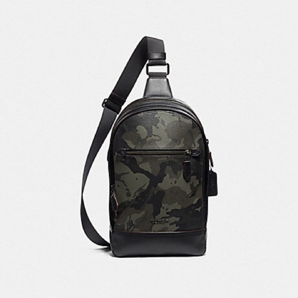NEW ‼️ COACH MEN GRAHAM PACK WITH CAMO PRINT
